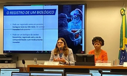 Rosane Cuber na audiência