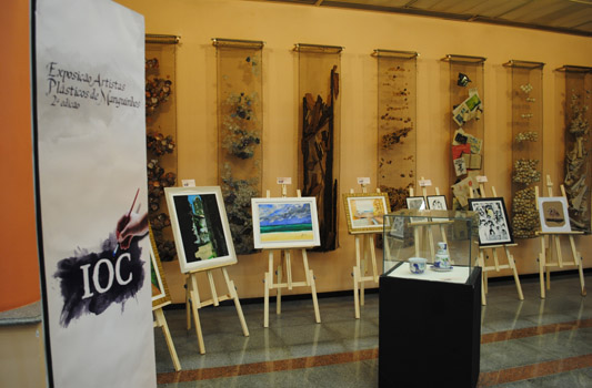 Foto da exposição artistas plásticos de Manguinhos