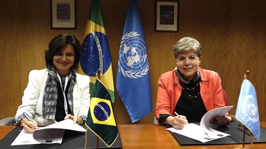Nisia Trindade e representante da Cepal