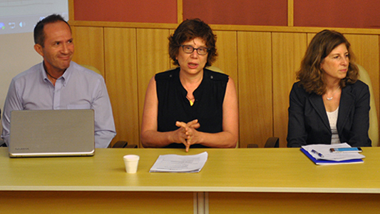 Valdilea Veloso apresentou o projeto