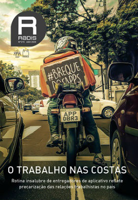Capa da Radis mostra um motoboy fazendo entrega