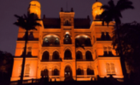 Divulgação Fiocruz ilumina Castelo para celebrar a segurança do paciente