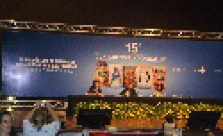 Foto da mesa de abertura da 15ª CNS