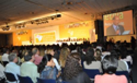Público reunido durante evento