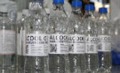 Imagem: Fiocruz Rondônia Garrafas de álcool gel
