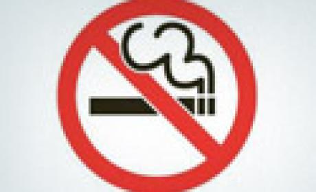 Reprodução Desenho de cigarro dentro de placa de 'proibido'