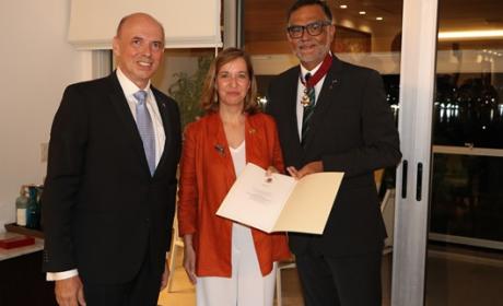  President of Fiocruz receives honorary distinction from the Crown of Belgium