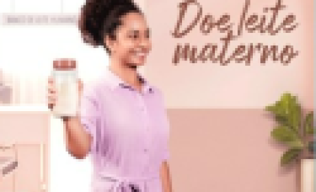 Imagem: divulgação Mulher sorrindo segurando um pote de leite