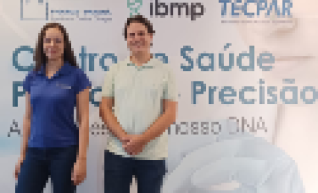 Foto: Fiocruz Paraná Patrícia Shigunov e Fabio Passetti no Centro de Saúde Pública de Precisão