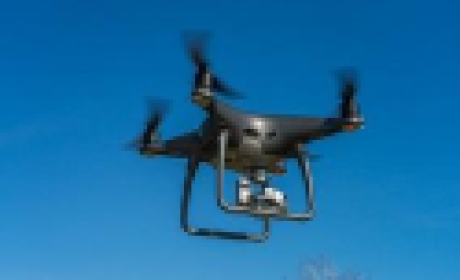 Imagem: Pixabay Drone voando