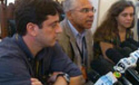 Segundo exame feito também deu negativo Foto dos integrantes da coletiva de imprensa