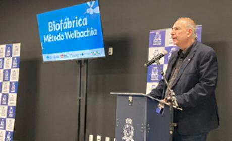 Marco Kriegger discursando no evento