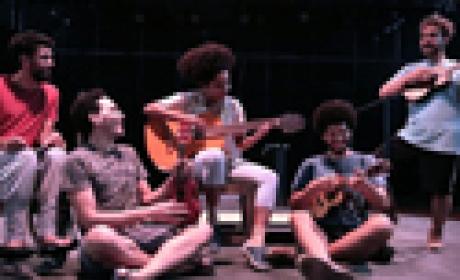 Foto: Museu da Vida Atores da peça problemão da banda infinita