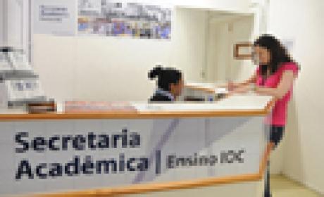 Inscrições devem ser feitas por meio da Plataforma SIGA (Foto: IOC/Fiocruz) Foto da secretaria acadêmica do IOC