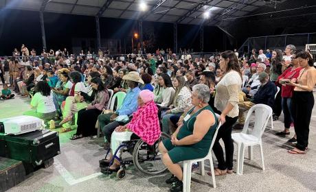 Abertura do encontro Raízes com apresentação cultural  
