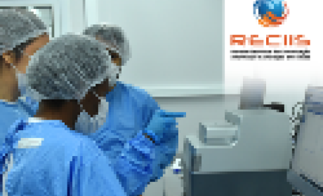 Imagem: Luciana Clua Capa da Reciis mostra três médicas trabalhando