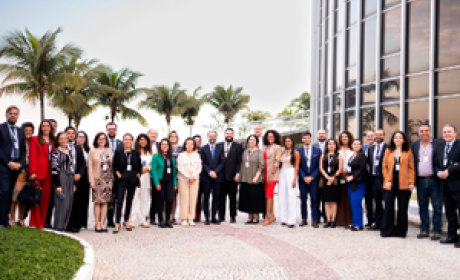 Representantes dos grupos sociais e delegados e delegadas do G20 