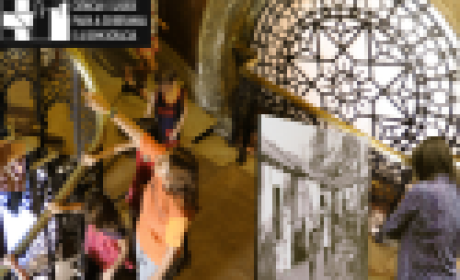 Imagem: COC Pessoas visitando um museu