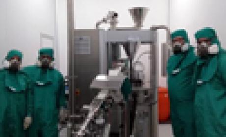 Foto: Abel Rosa Junior Farmacêuticos na fábrica de produção do vastarel