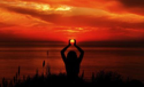 O estudo clínico será acompanhado por uma equipe multidisciplinar, composta por médicos, imunologistas, biólogos e fisioterapeutas (Imagem: Pixabay CC) Mulher praticando yoga